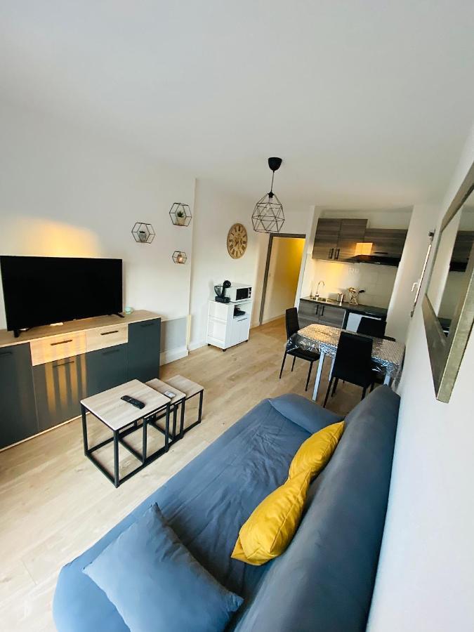 Appartement Au Port De Saint Cyprien Zewnętrze zdjęcie
